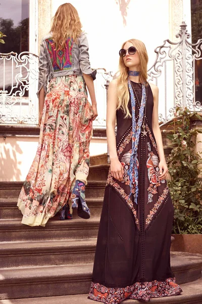 Look 14